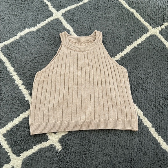 Amazon Cropped Ribbed Knit Tank Top - Picture 1 of 4
